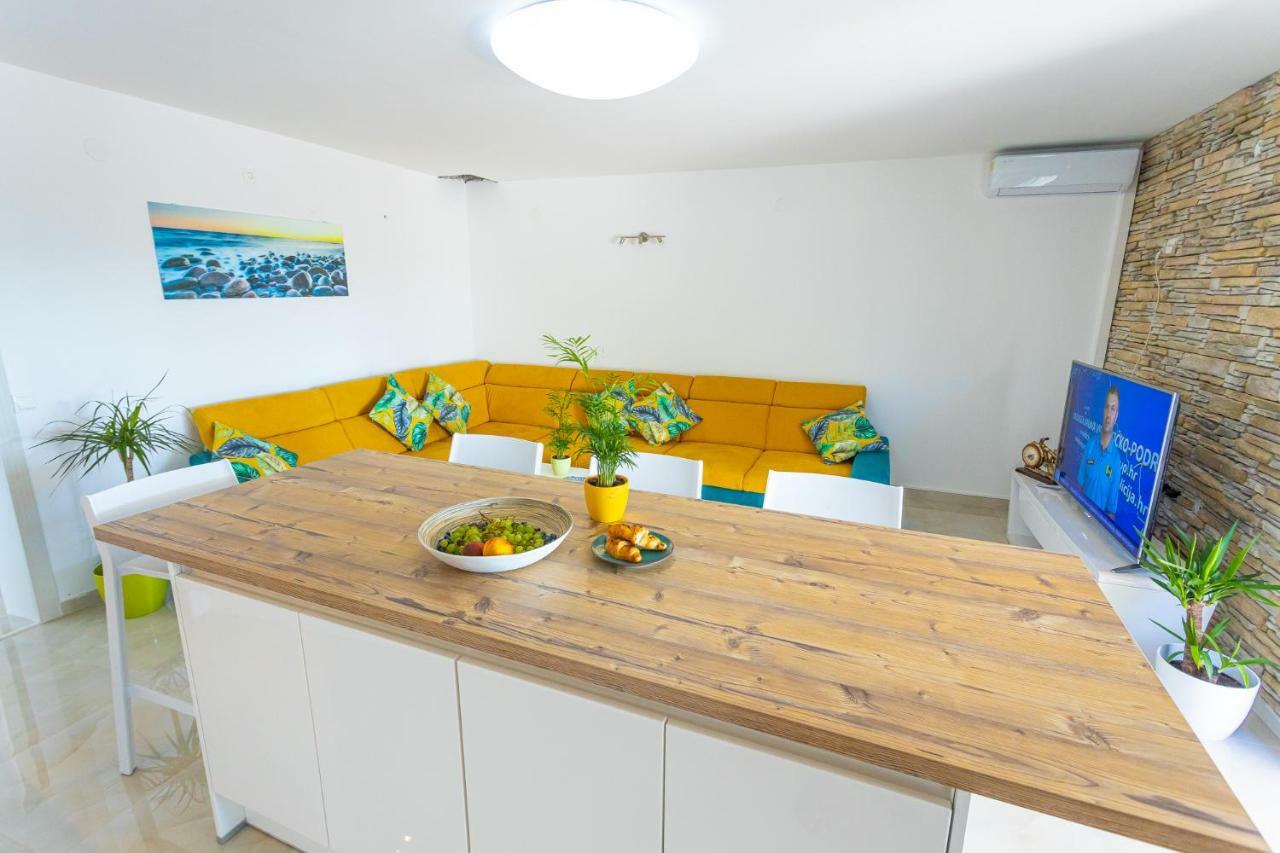 Villa Decima Milna  Exteriér fotografie