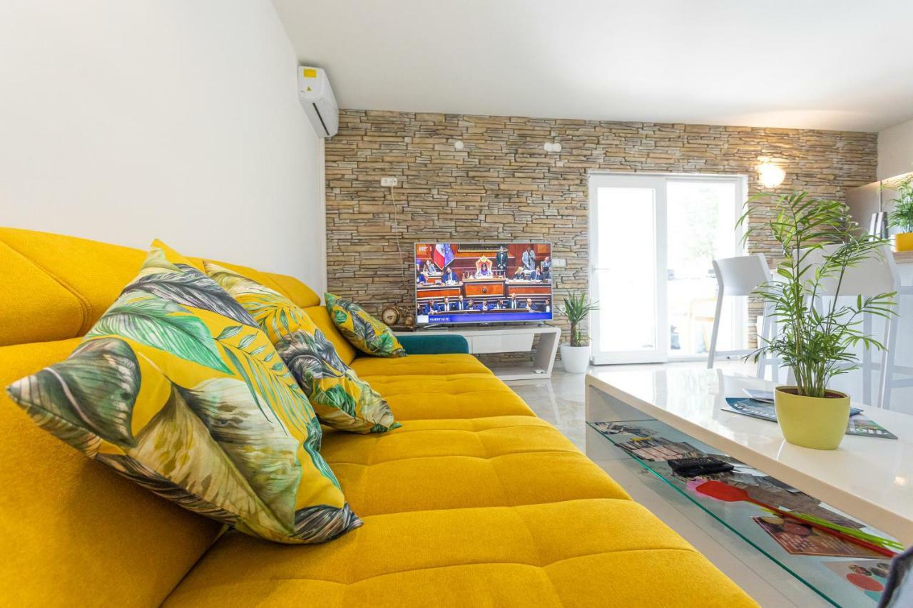 Villa Decima Milna  Exteriér fotografie
