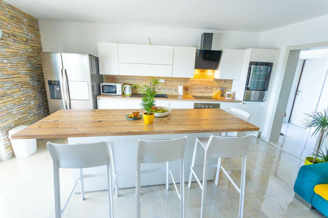 Villa Decima Milna  Exteriér fotografie