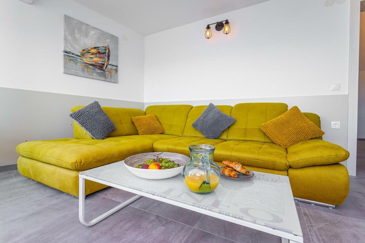 Villa Decima Milna  Exteriér fotografie