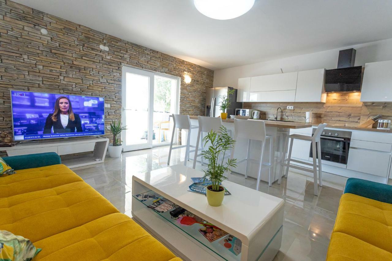 Villa Decima Milna  Exteriér fotografie